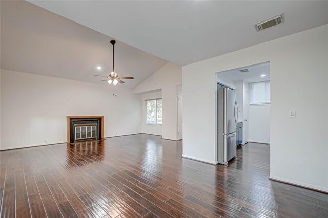 1502 Prairie Grove Drive, Houston, TX 77077