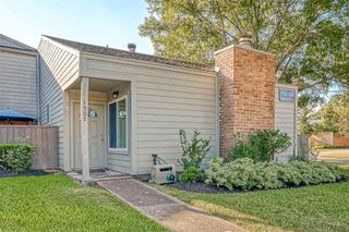 1502 Prairie Grove Drive, Houston, TX 77077