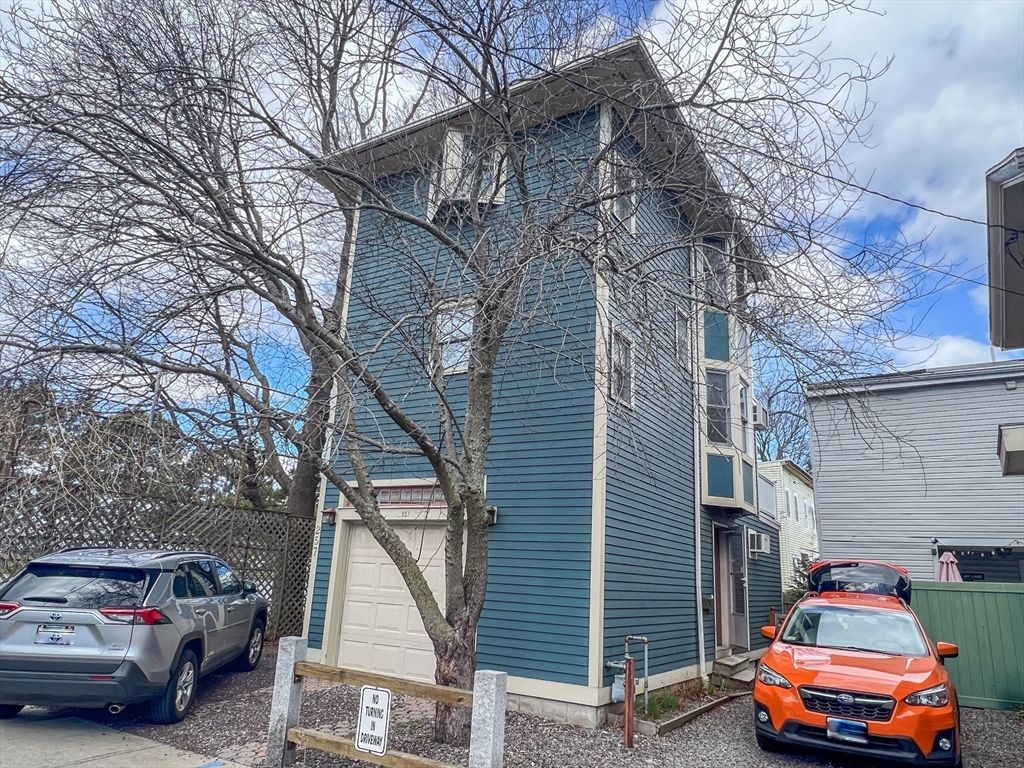 257 Charles St 257, Cambridge, MA 02141