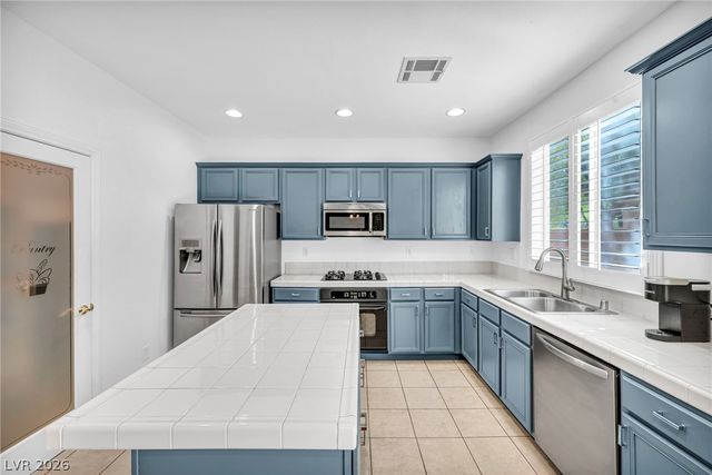 9893 Santa Ponsa Court, Las Vegas, NV 89178