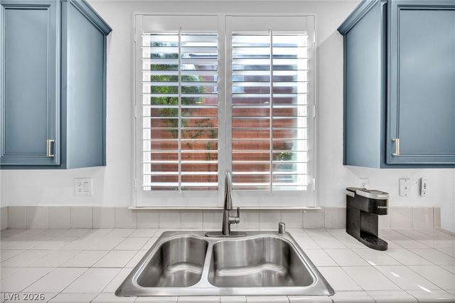 9893 Santa Ponsa Court, Las Vegas, NV 89178