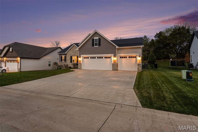 1074 Bloomfield Drive, Eureka, MO 63025