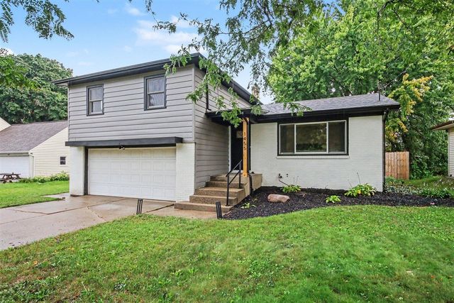 1455 Pickett Street, Kentwood, MI 49508