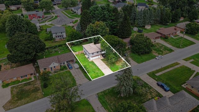 1455 Pickett Street, Kentwood, MI 49508