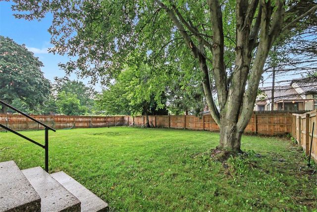 1455 Pickett Street, Kentwood, MI 49508