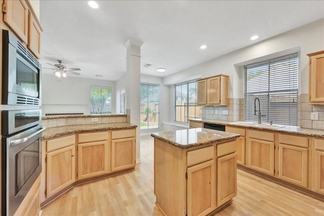 14010 Hazel Ridge Court, Houston, TX 77062