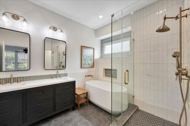 14010 Hazel Ridge Court, Houston, TX 77062