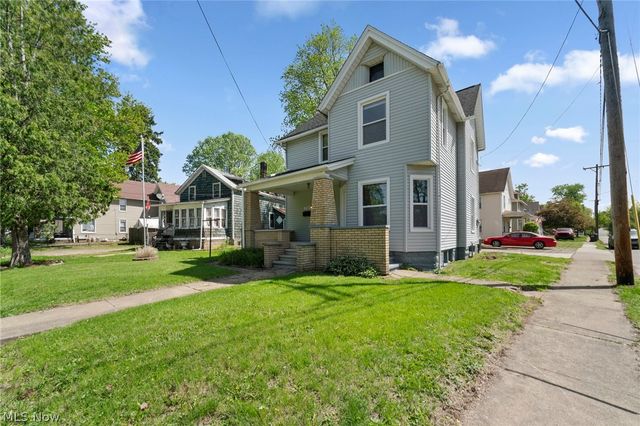 1738 Erie Street S, Massillon, OH 44646