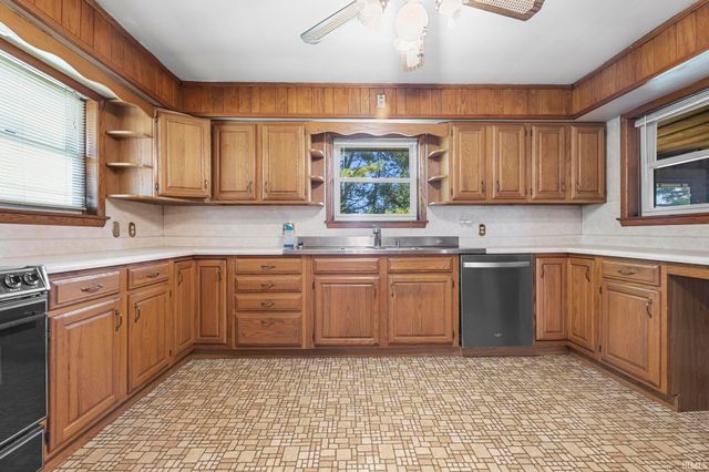 1026 E Mariah Hill Road, Ferdinand, IN 47532