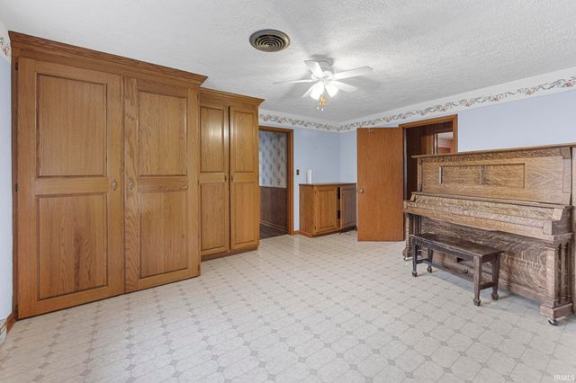 1026 E Mariah Hill Road, Ferdinand, IN 47532