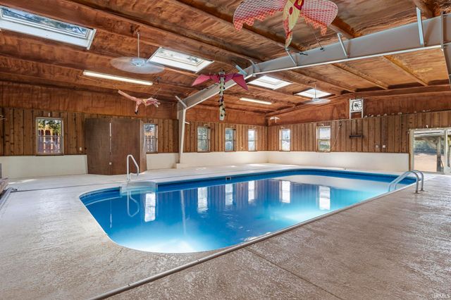 1026 E Mariah Hill Road, Ferdinand, IN 47532