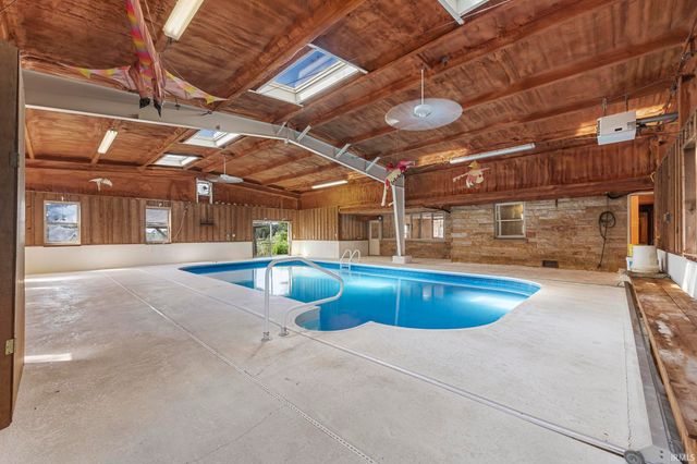 1026 E Mariah Hill Road, Ferdinand, IN 47532