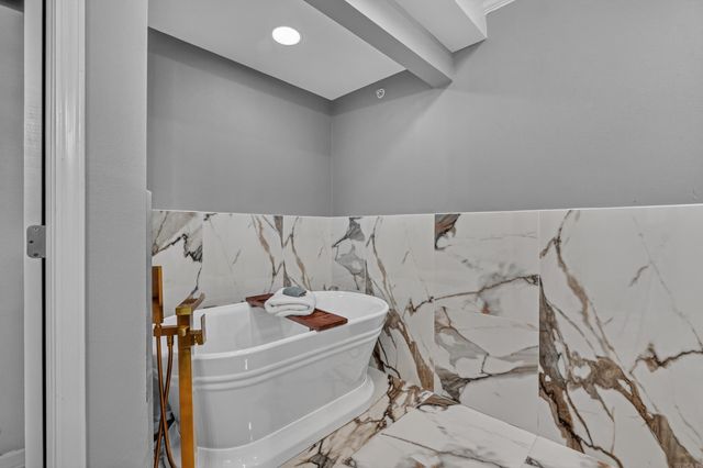 532 Grand Point Dr Apt B2, Hot Springs, AR 71901
