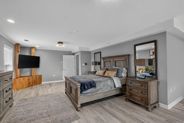 532 Grand Point Dr Apt B2, Hot Springs, AR 71901
