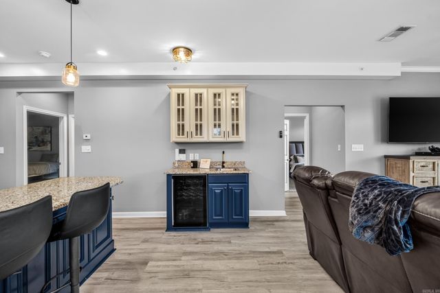 532 Grand Point Dr Apt B2, Hot Springs, AR 71901