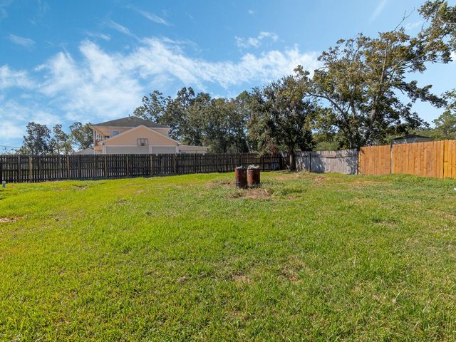7614 Fm 646 Road S, Santa Fe, TX 77510