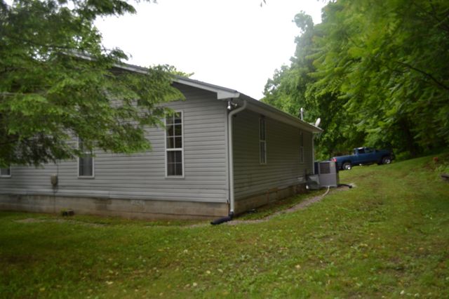 1505 Add Stafford Rd, Hilham, TN 38568