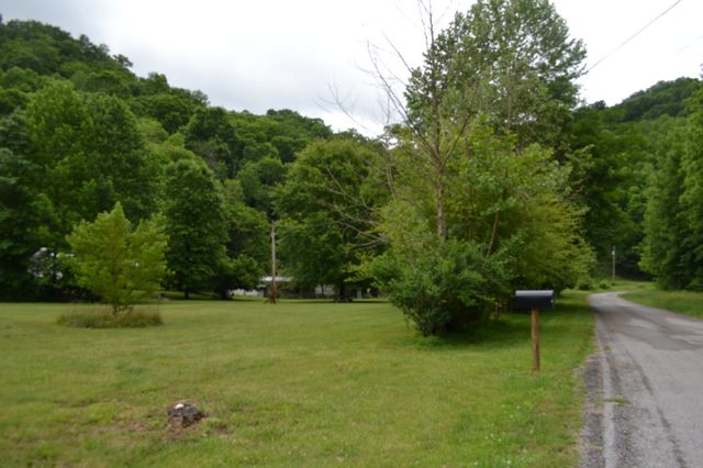 1505 Add Stafford Rd, Hilham, TN 38568