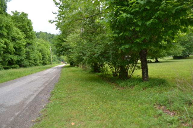 1505 Add Stafford Rd, Hilham, TN 38568