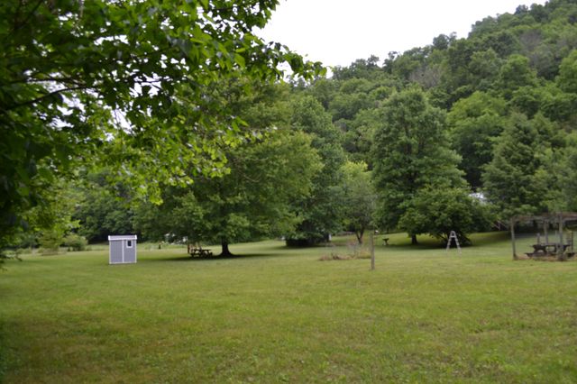 1505 Add Stafford Rd, Hilham, TN 38568
