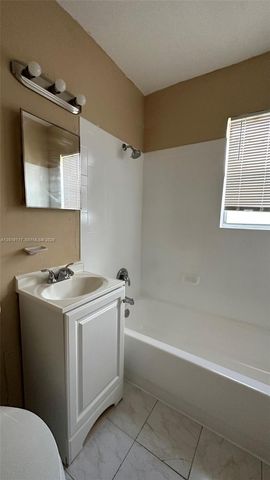 1701 NW 13th St, Fort Lauderdale, FL 33311