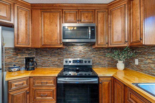 100 South Drive A, Circle Pines, MN 55014