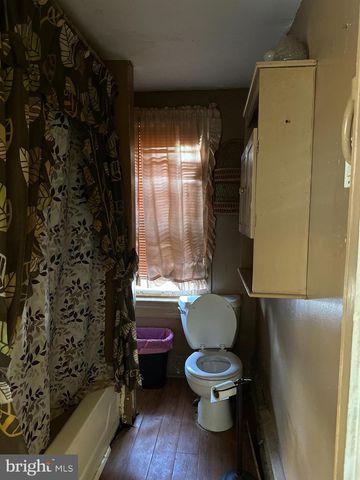 314 W PEACH ST, Vineland, NJ 08360