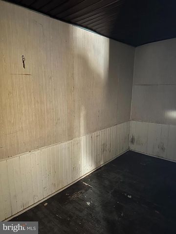 314 W PEACH ST, Vineland, NJ 08360