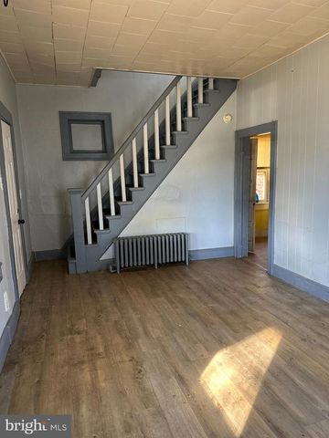 314 W PEACH ST, Vineland, NJ 08360