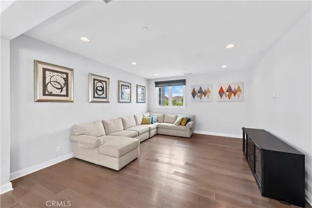 102 Orchid, Irvine, CA 92618