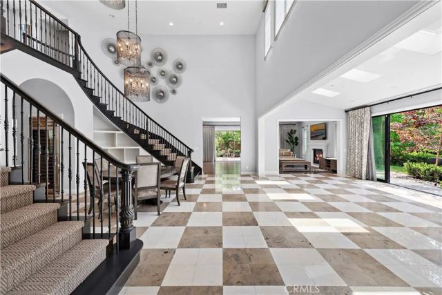 102 Orchid, Irvine, CA 92618