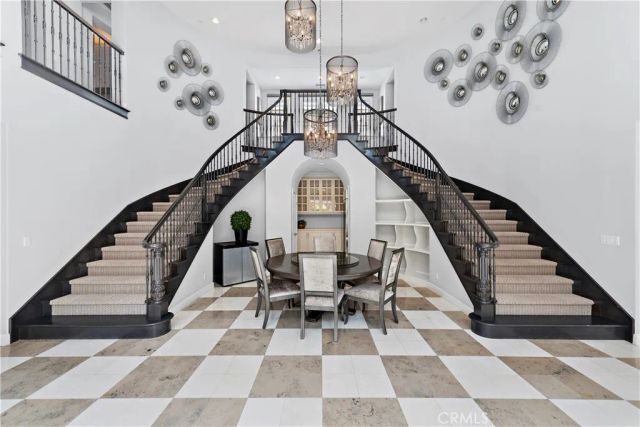 102 Orchid, Irvine, CA 92618
