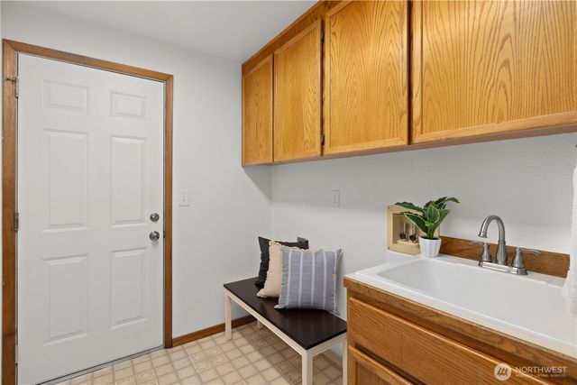 11110 Kuhlman Road SE, Olympia, WA 98513