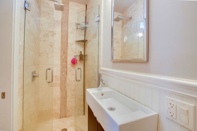 4245 S Langley Avenue 2, Chicago, IL 60653