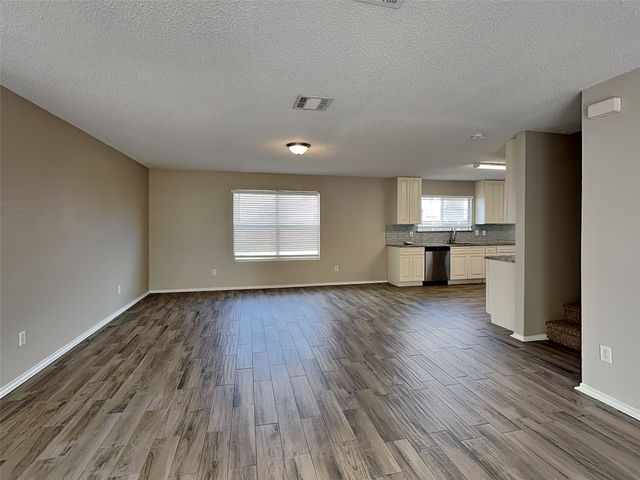 360 Blairwood Drive, Fort Worth, TX 76134