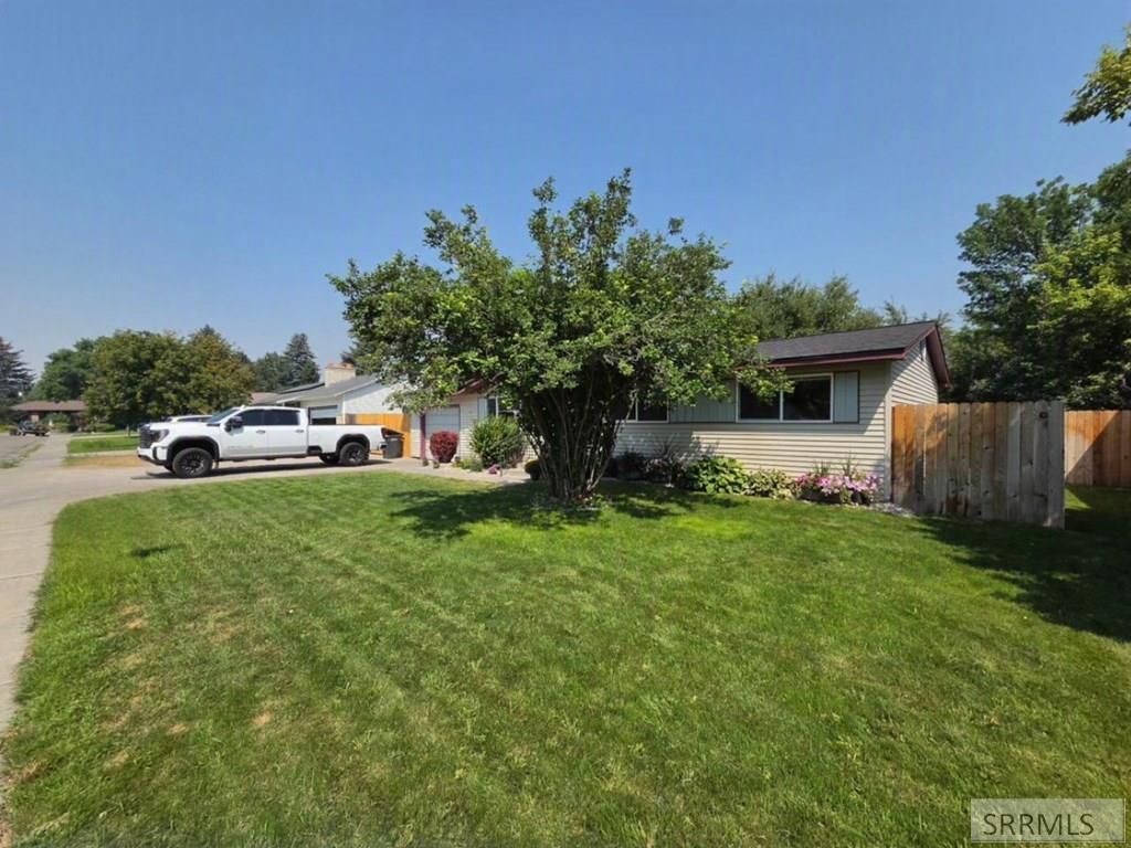 Image 52 of property listing at 1880 Carmel Drive, Idaho Falls, ID 83402