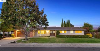 1740 Argonne Dr, Concord, CA 94518