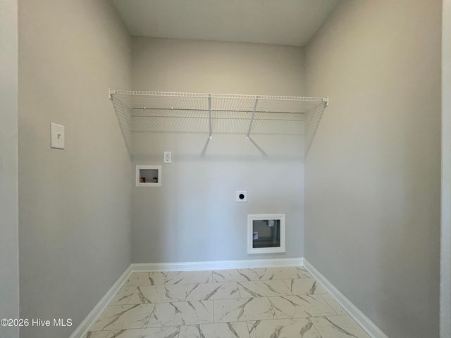 4279 Halkirk Drive, Fayetteville, NC 28312