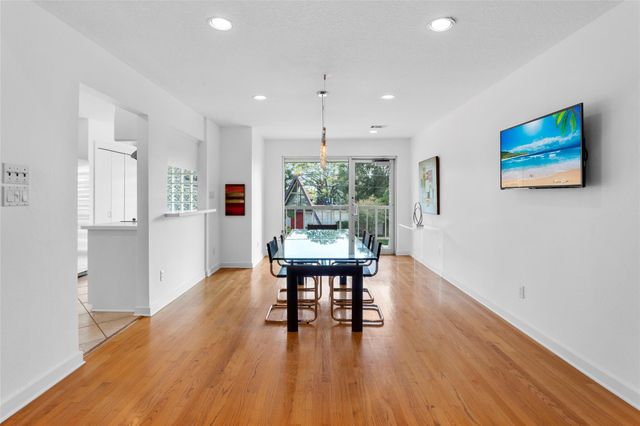 67 Harbor Lane, Kemah, TX 77565