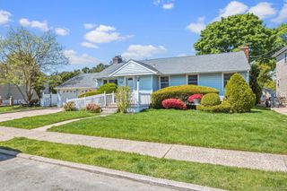 168 Lenox Avenue, Uniondale, NY 11553
