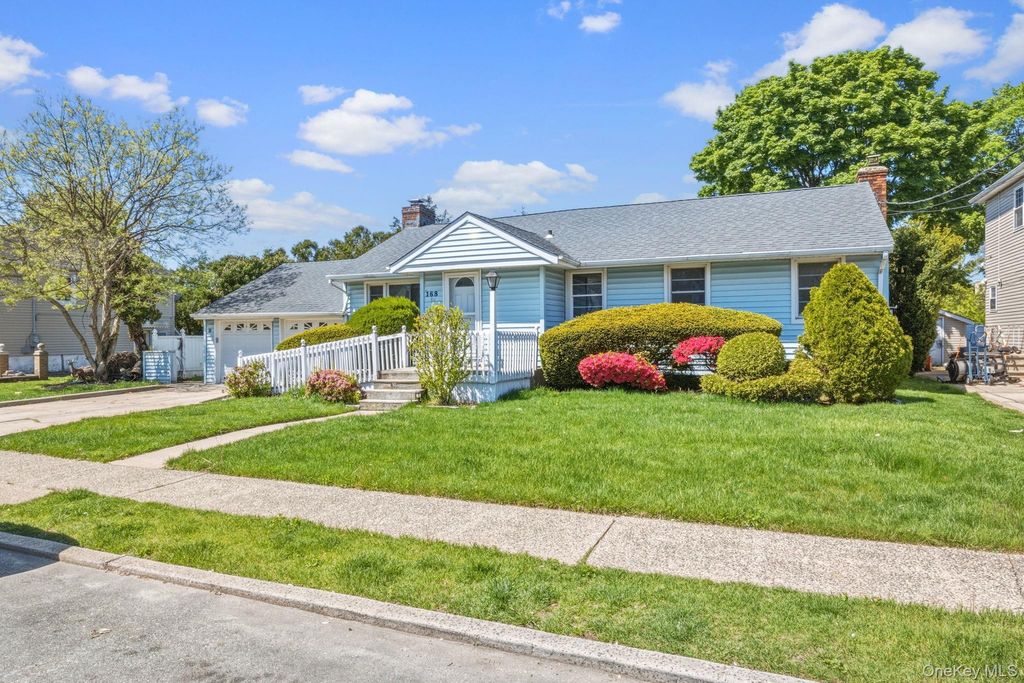 168 Lenox Avenue, Uniondale, NY 11553