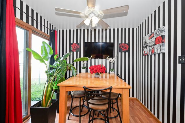 928 E 153rd Street, Phoenix, IL 60426