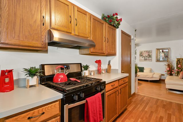 928 E 153rd Street, Phoenix, IL 60426