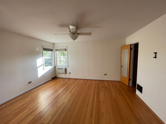 840 DUNLOP Avenue, Forest Park, IL 60130