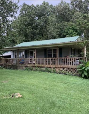 2058 Jefferson Rd, Smithville, TN 37166