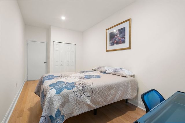 142 Commercial St 304, Boston, MA 02109