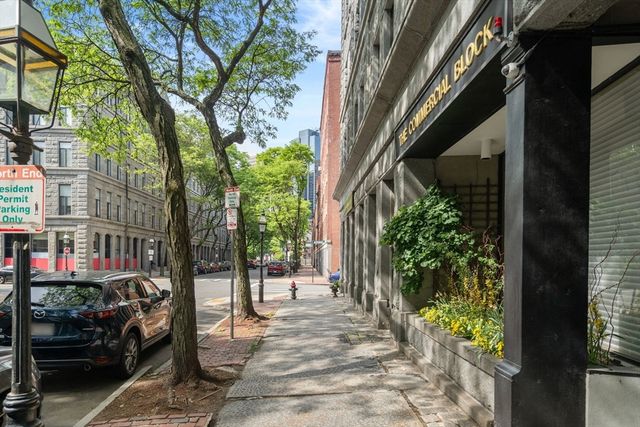 142 Commercial St 304, Boston, MA 02109