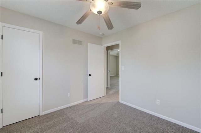 2205 NE 3rd Street, Blue Springs, MO 64014