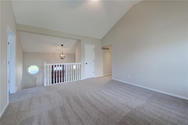 2205 NE 3rd Street, Blue Springs, MO 64014