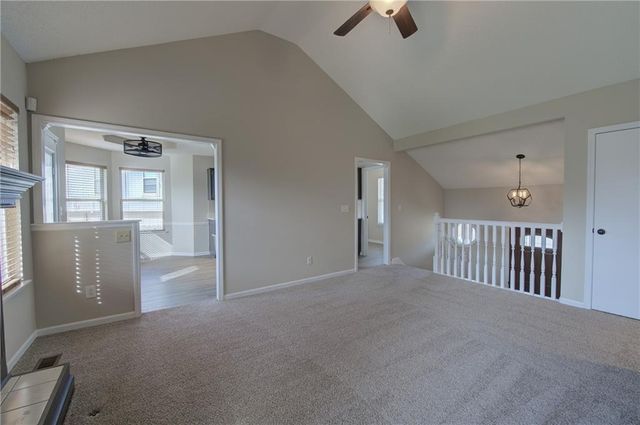 2205 NE 3rd Street, Blue Springs, MO 64014